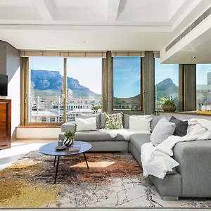 #1203 Cartwright - Sophisticated Elegance , Kapstadt Südafrika