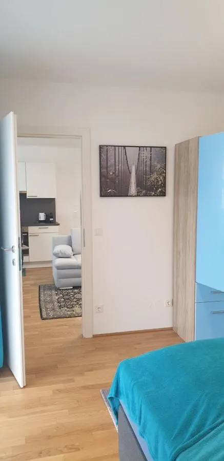 Exquisit Apartment Simmering Vienna 0*,